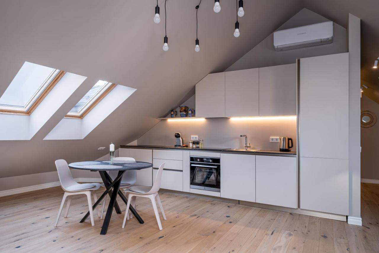Cozy Spacious Loft! Great For Longer Stays! Apartament