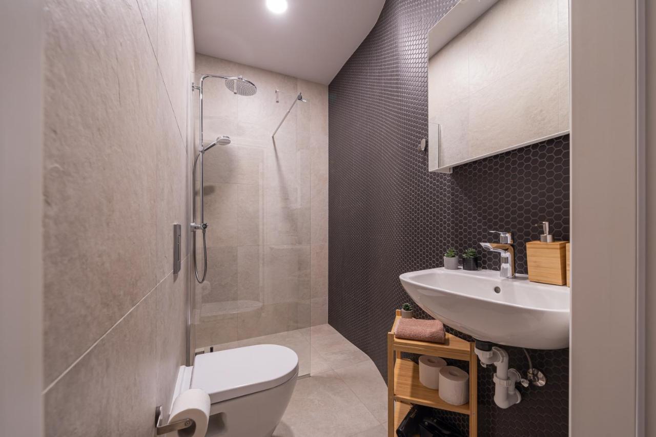 Apartament Cozy Spacious Loft! Great For Longer Stays!